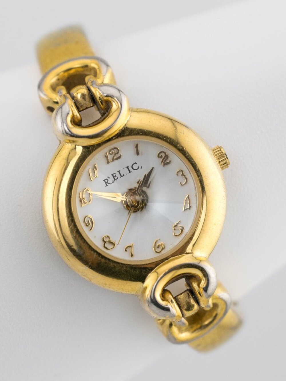Relic ZR-33052 Quartz Analog Women's Watch New Battery